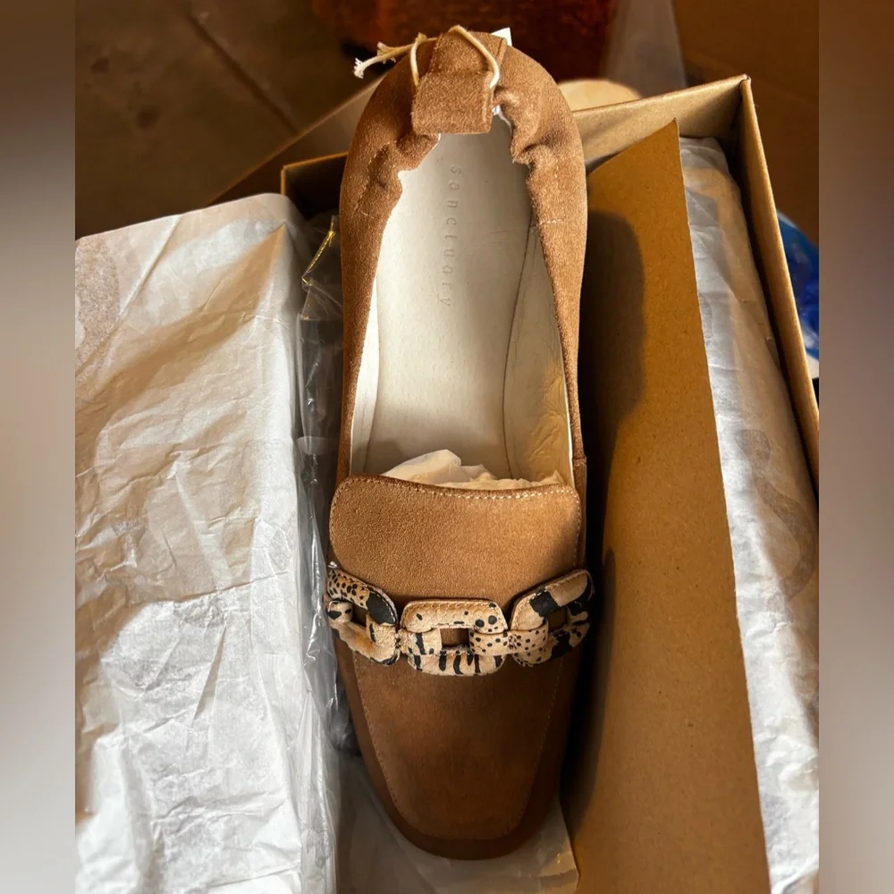 Sanctuary Women's Blast Suede with Memory Foam Walking Loafer Flat Acorn  9 1/2 - Picture 2 of 7